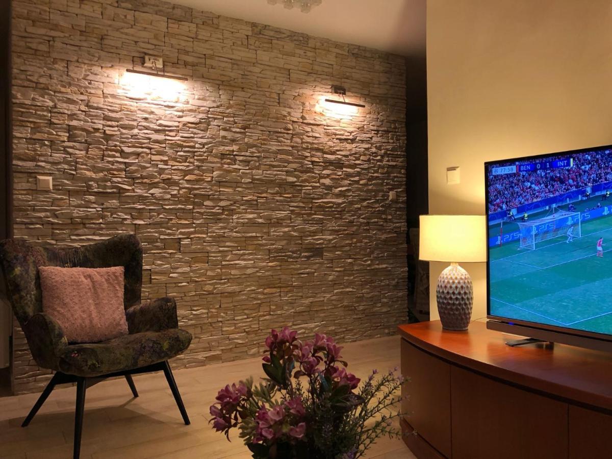 Sunset Apartment With A Private Yard At Medulin Riviera Luaran gambar