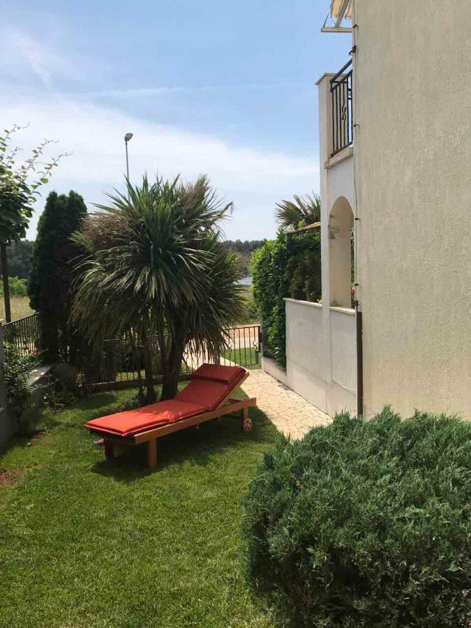 Sunset Apartment With A Private Yard At Medulin Riviera Luaran gambar